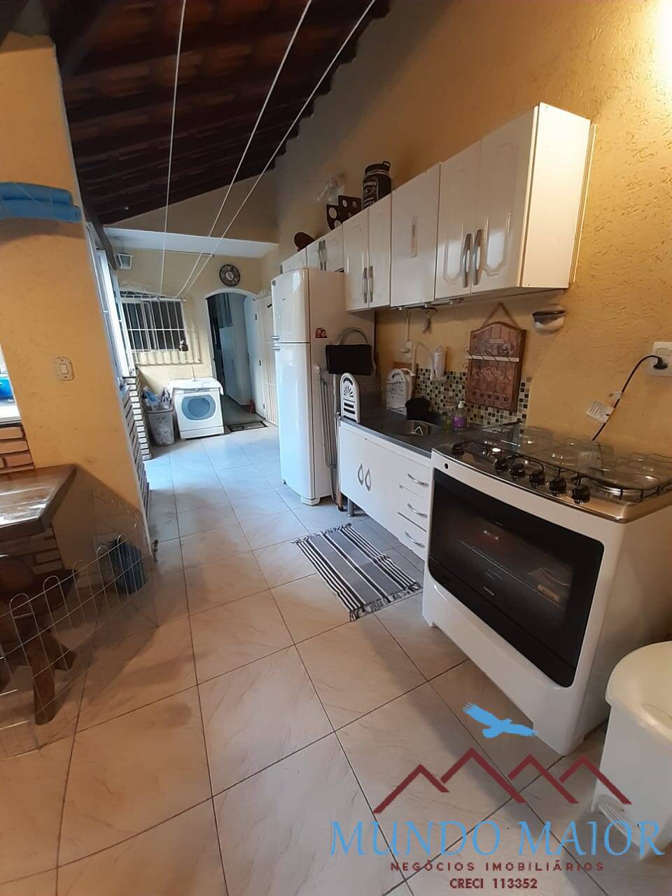 Casa à venda com 3 quartos, 270m² - Foto 8