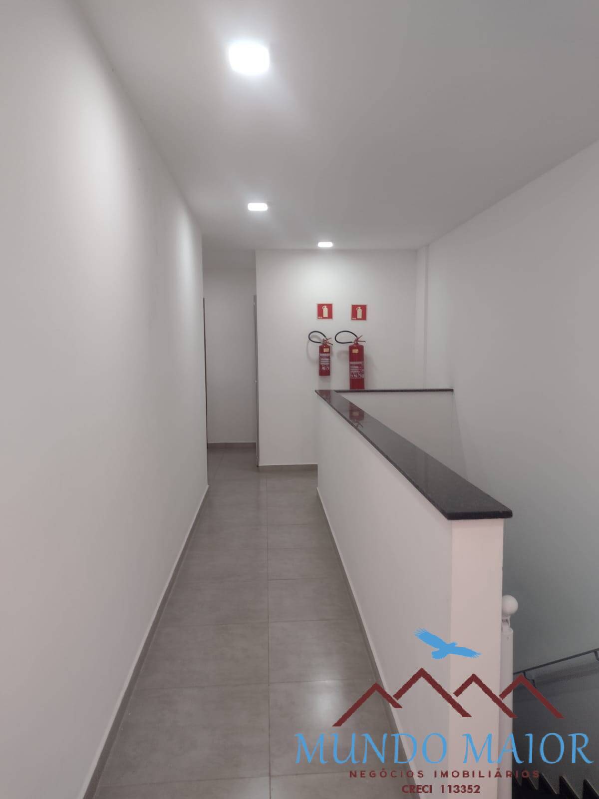 Apartamento à venda com 2 quartos, 90m² - Foto 24