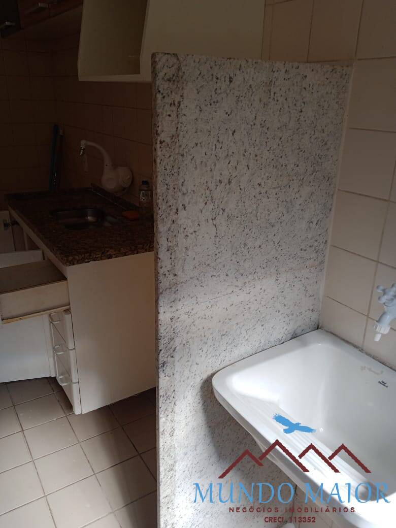 Apartamento à venda com 2 quartos, 50m² - Foto 2