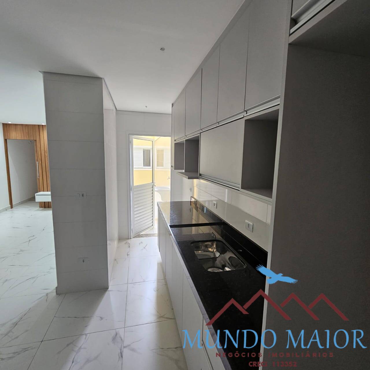 Apartamento à venda com 3 quartos, 103m² - Foto 1