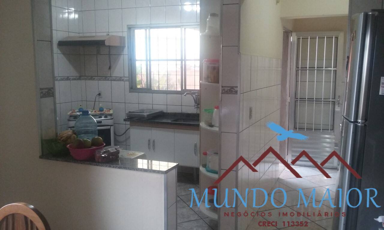 Casa à venda com 5 quartos, 190m² - Foto 8