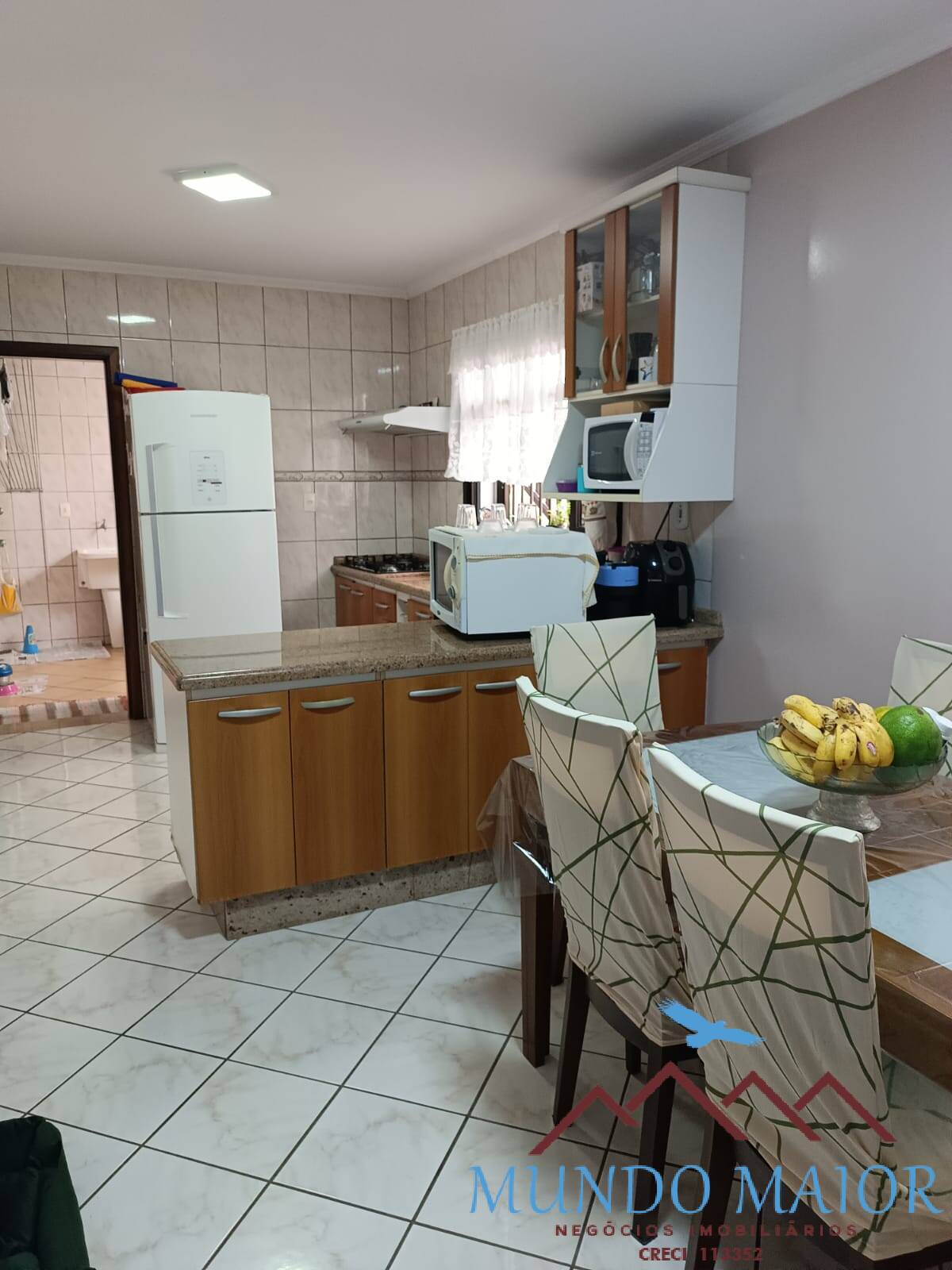 Casa à venda com 3 quartos, 165m² - Foto 2