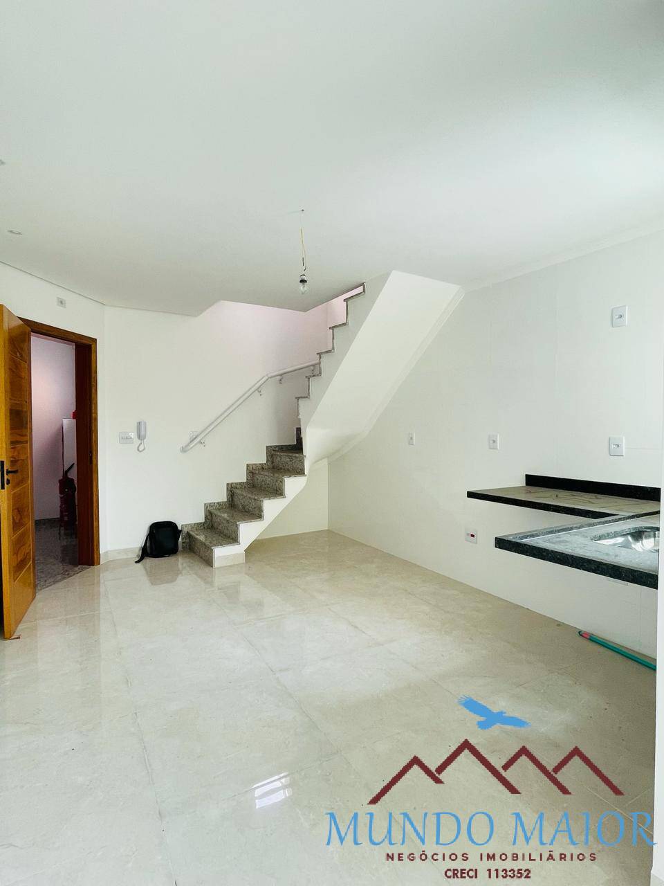 Apartamento à venda com 2 quartos, 100m² - Foto 4