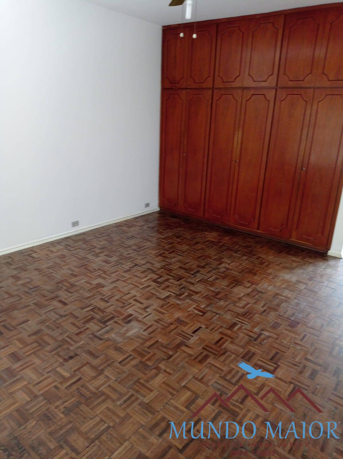 Casa à venda com 3 quartos, 250m² - Foto 12