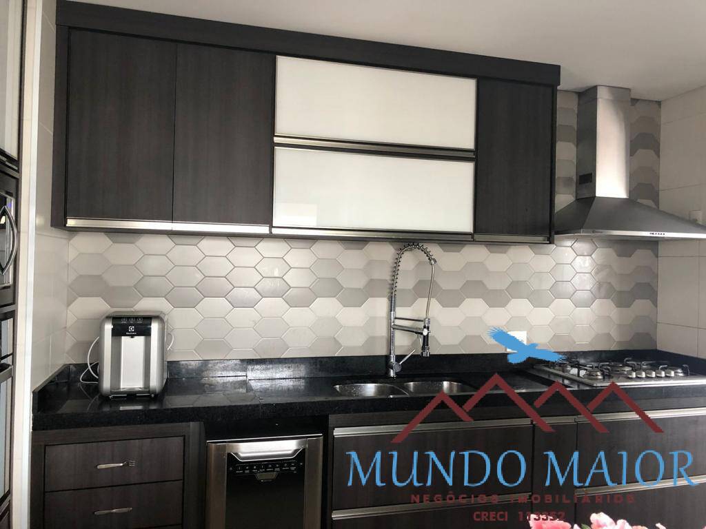 Apartamento à venda com 3 quartos, 130m² - Foto 4