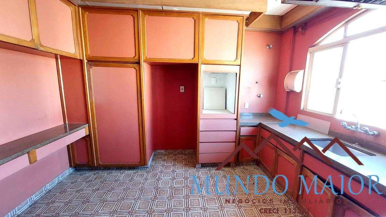 Apartamento à venda com 4 quartos, 243m² - Foto 33