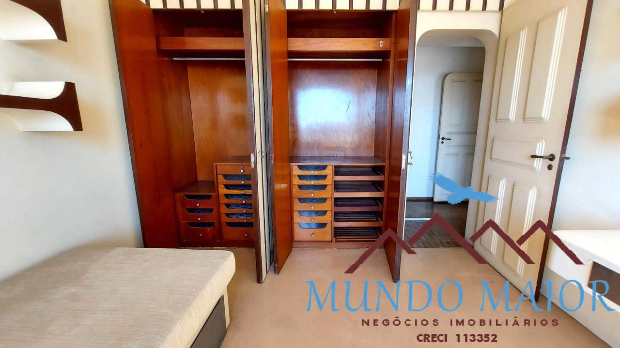 Apartamento à venda com 4 quartos, 243m² - Foto 28