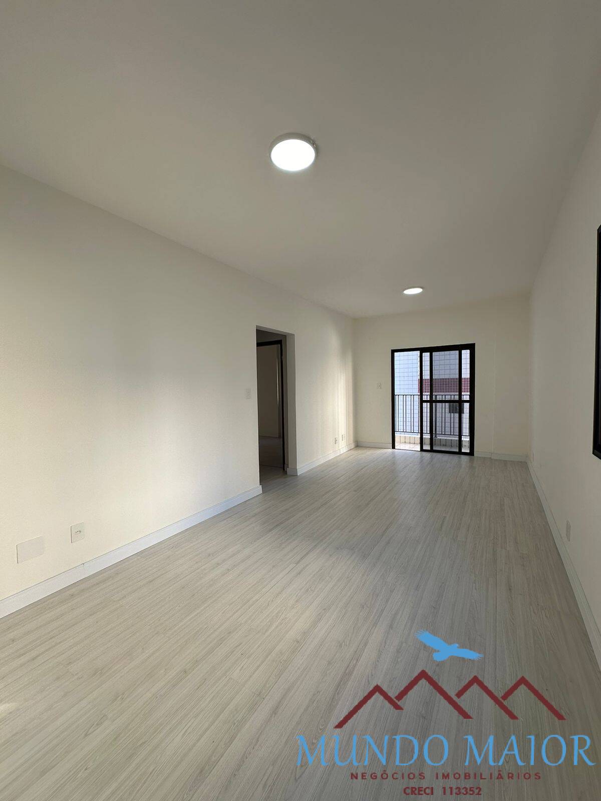 Apartamento à venda com 2 quartos, 74m² - Foto 7