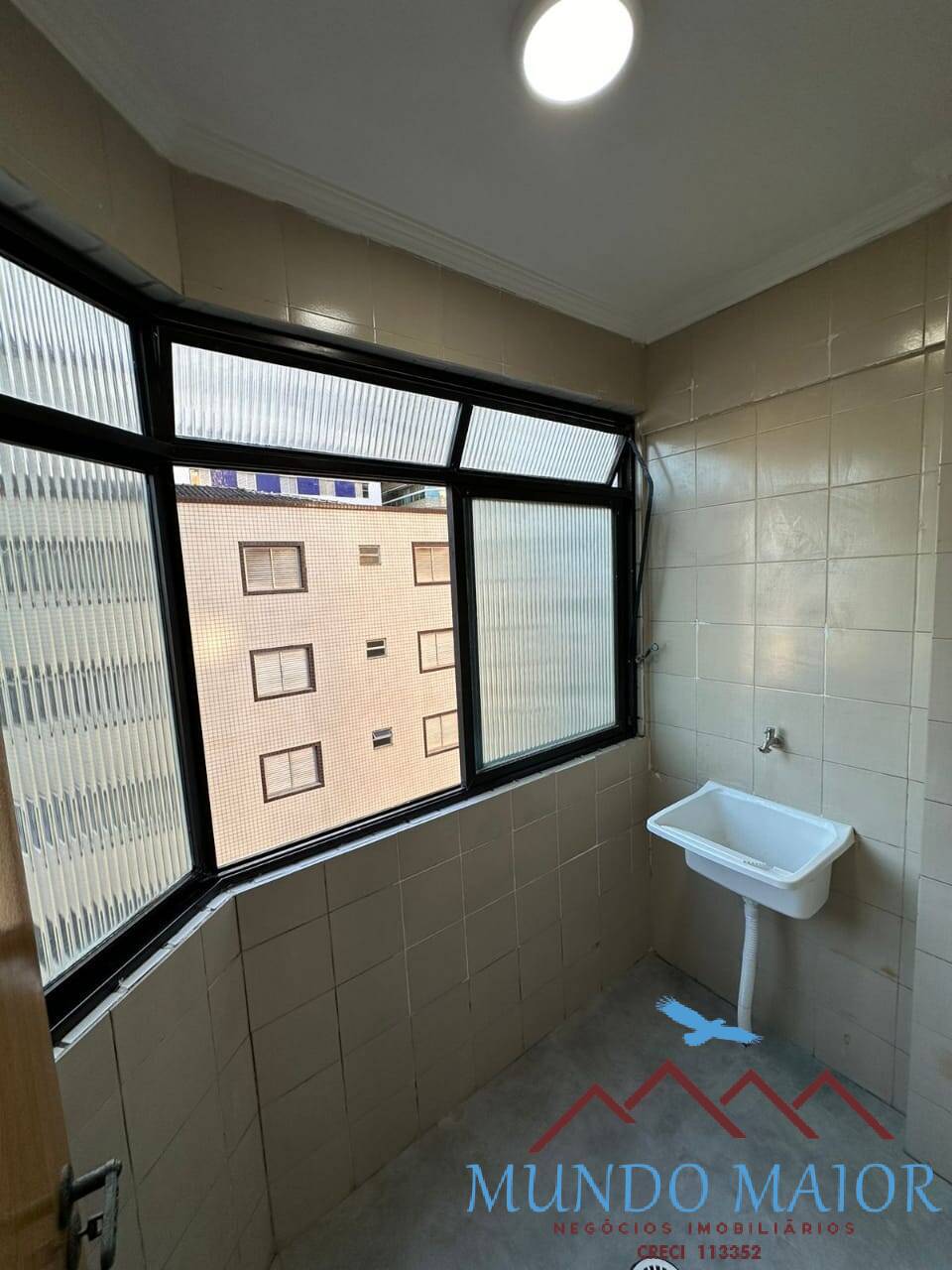 Apartamento à venda com 2 quartos, 74m² - Foto 5