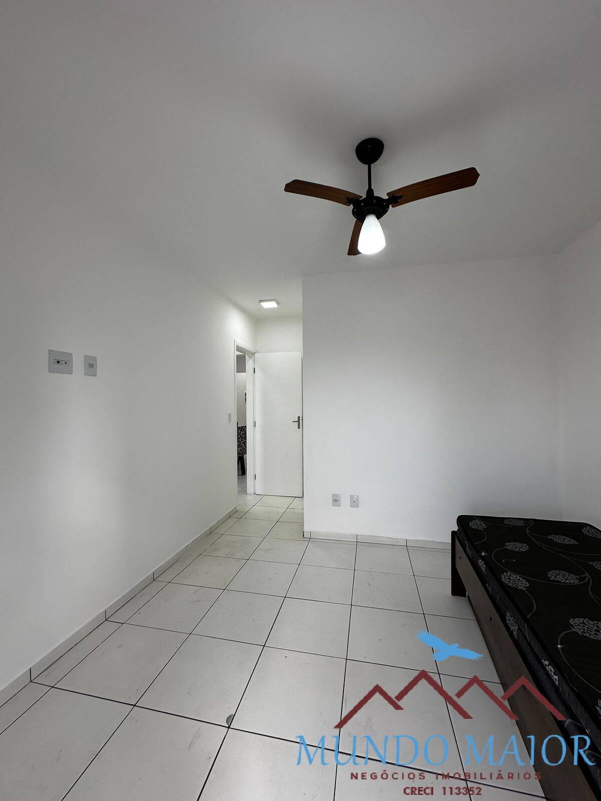 Apartamento à venda com 2 quartos, 79m² - Foto 9