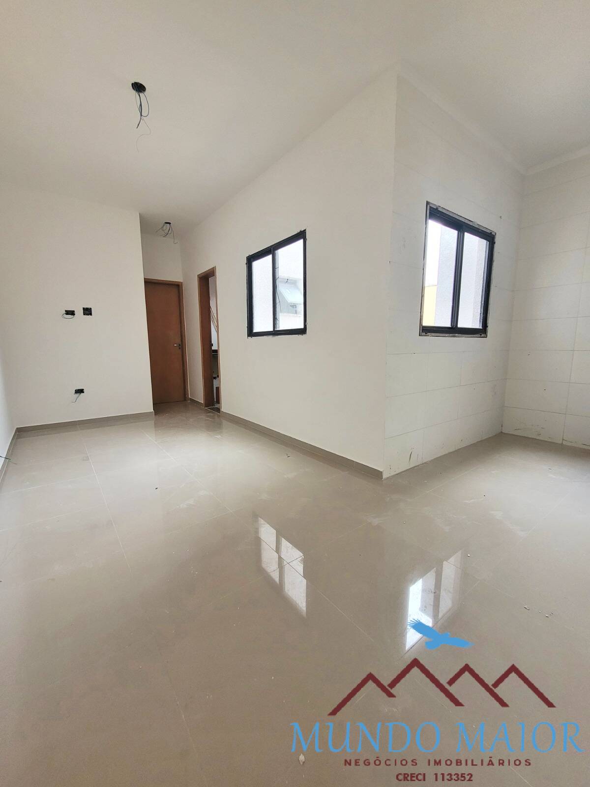 Apartamento à venda com 2 quartos, 100m² - Foto 2