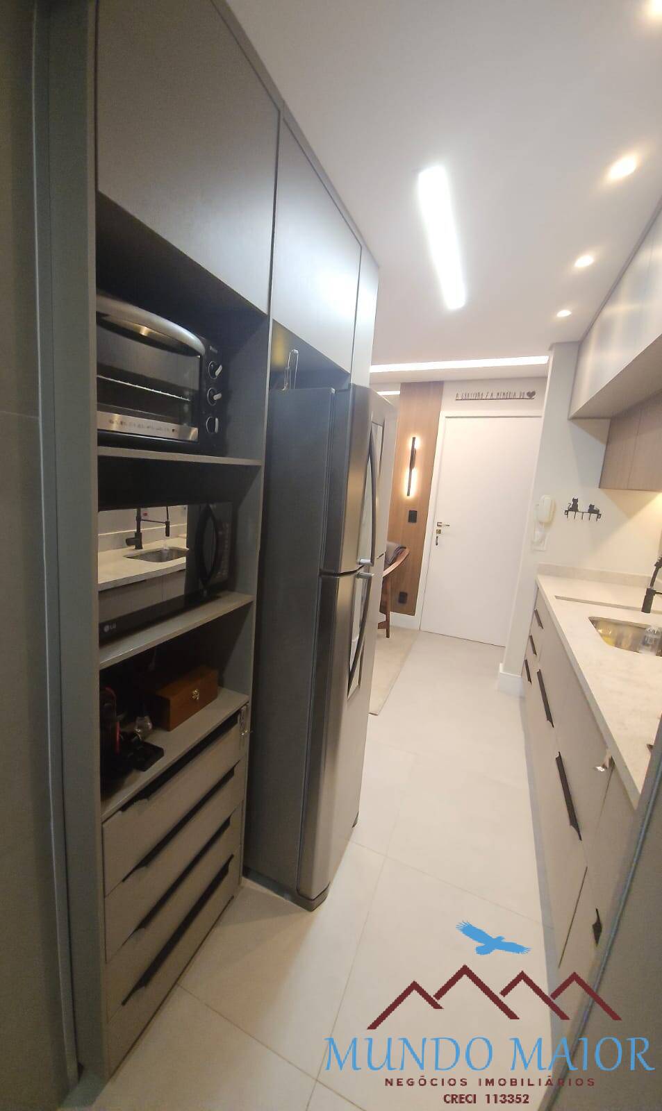 Apartamento à venda com 3 quartos, 87m² - Foto 19