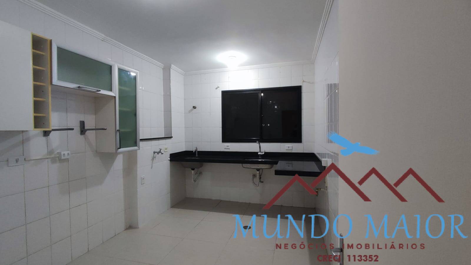 Apartamento à venda com 3 quartos, 82m² - Foto 2