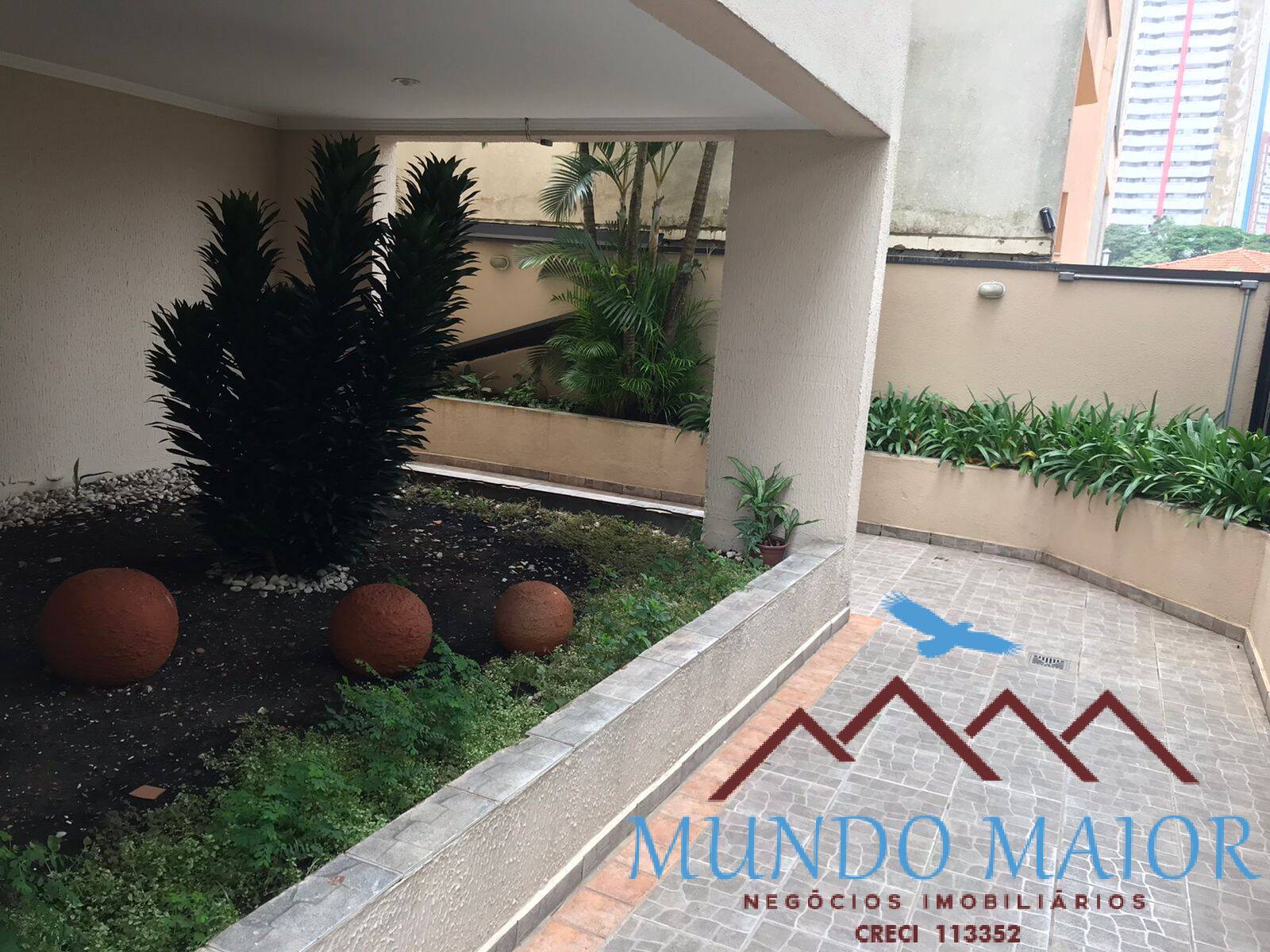 Apartamento à venda com 3 quartos, 82m² - Foto 32