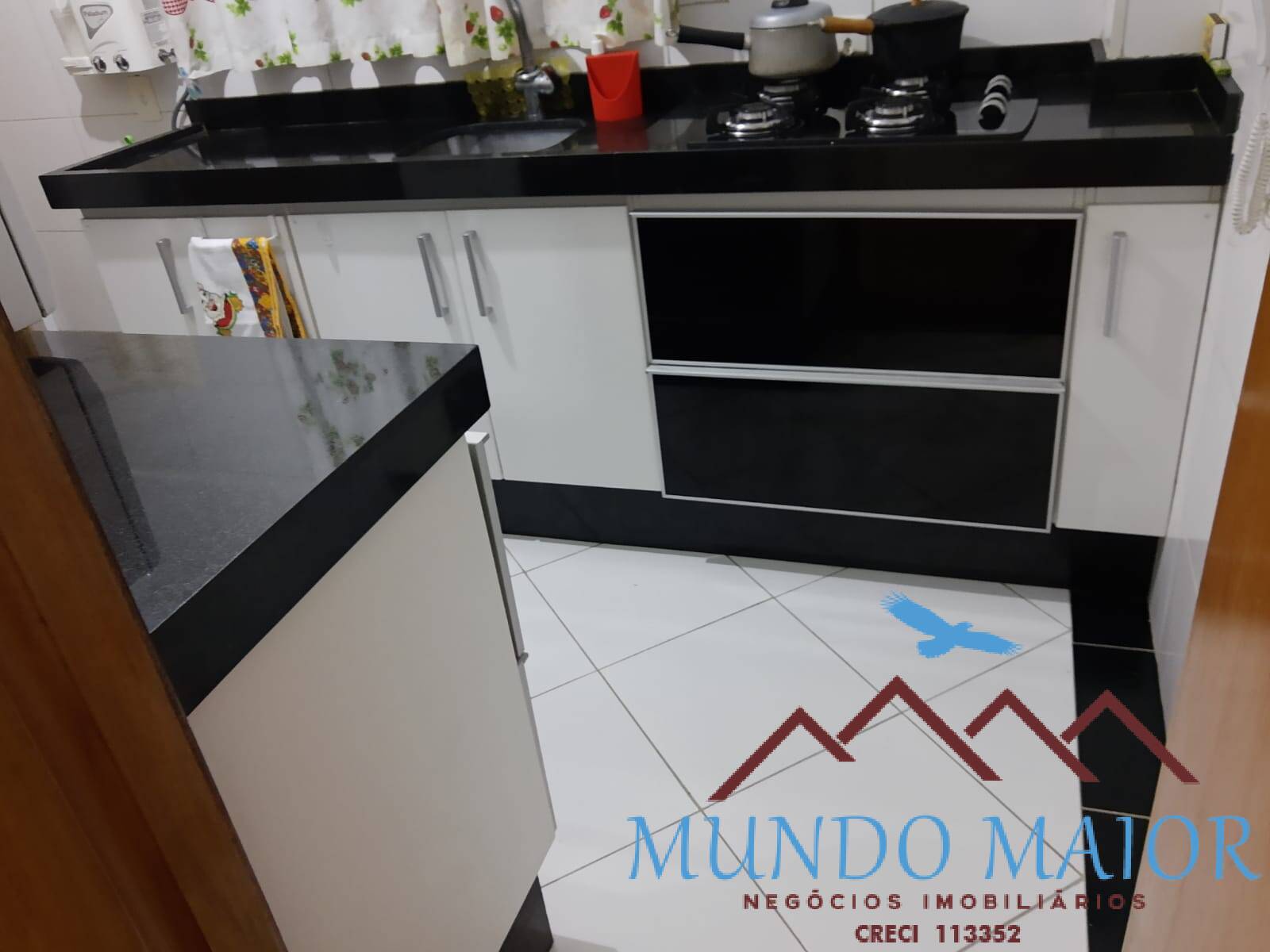 Apartamento à venda com 2 quartos, 50m² - Foto 4