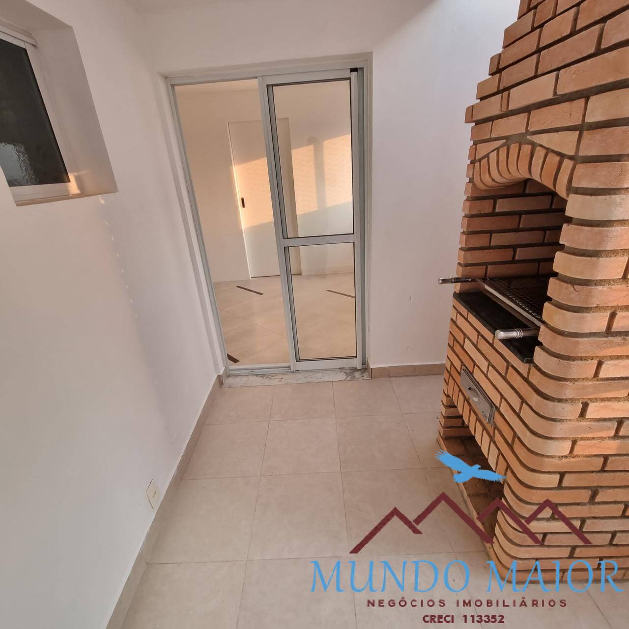 Apartamento à venda com 2 quartos, 83660m² - Foto 4