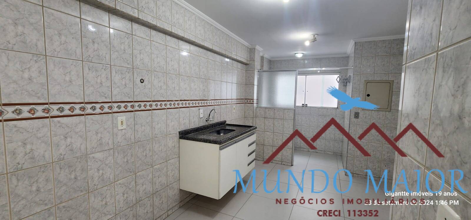 Apartamento à venda com 3 quartos, 86m² - Foto 3