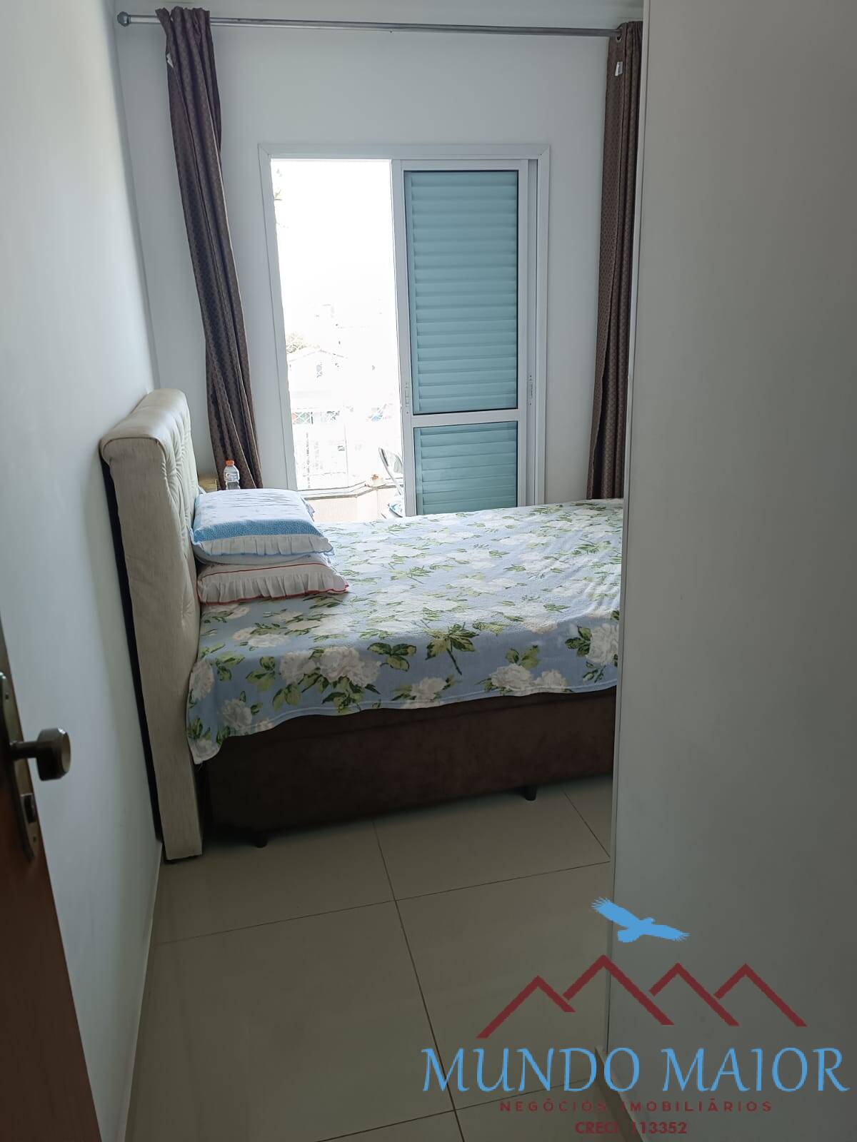 Apartamento à venda com 2 quartos, 70m² - Foto 12