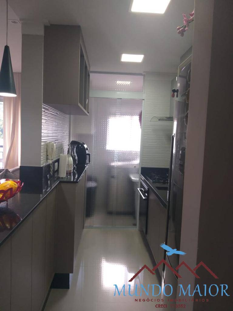 Apartamento à venda com 2 quartos, 72m² - Foto 6