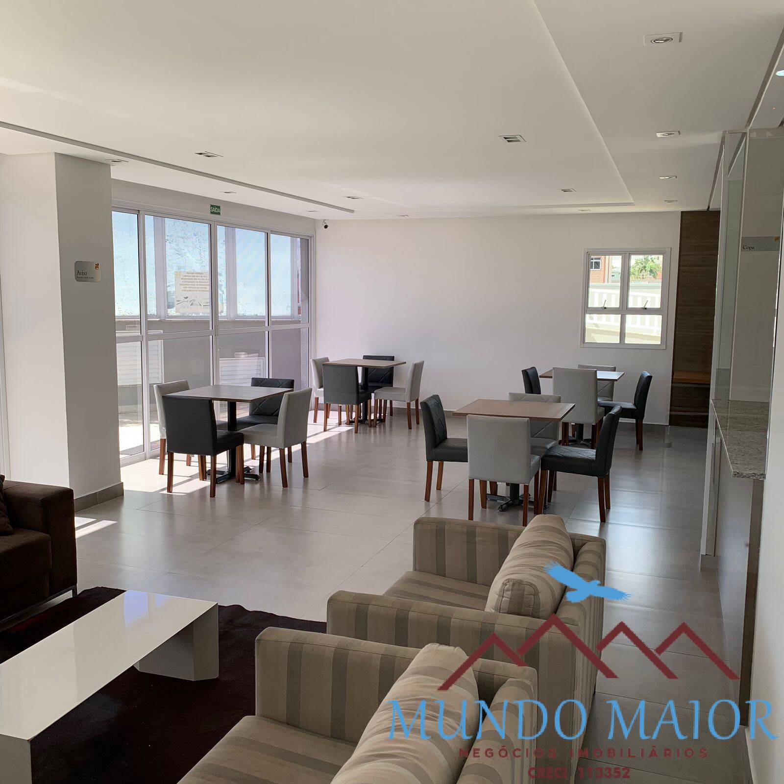 Apartamento à venda com 2 quartos, 72m² - Foto 28