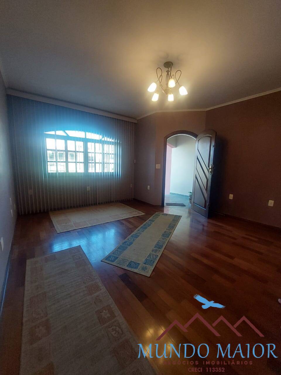 Casa à venda com 3 quartos, 224m² - Foto 10