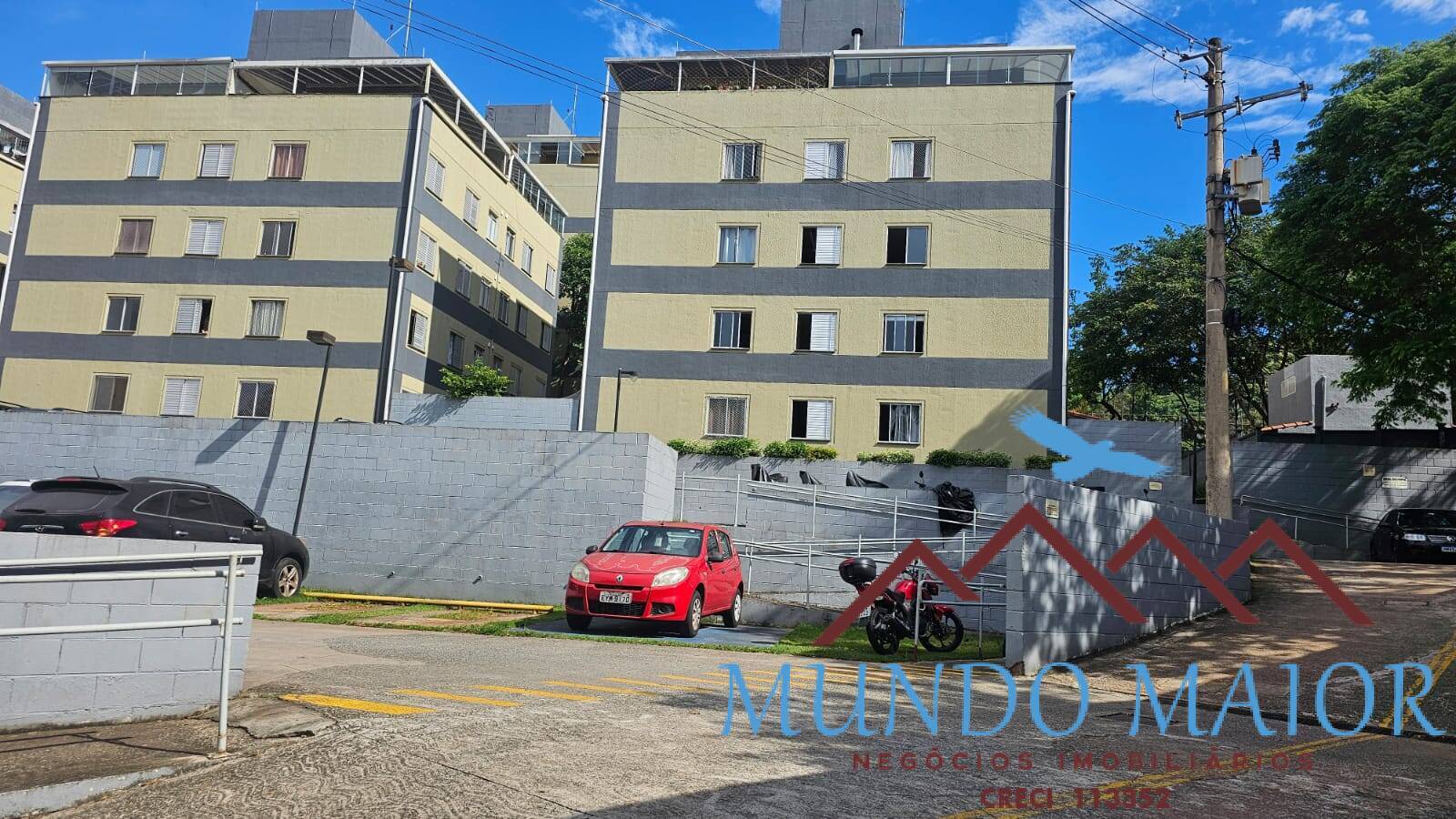 Apartamento à venda com 3 quartos, 97m² - Foto 1